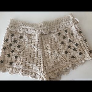 LF Chandelier beige crochet knit shorts